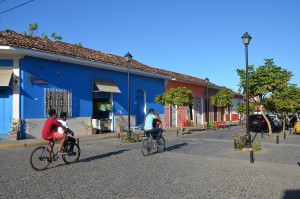 Straßenbild im Zentrum von Granada