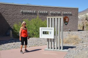 119 Grad Fahrenheit am Visitor Center Furnace Creek